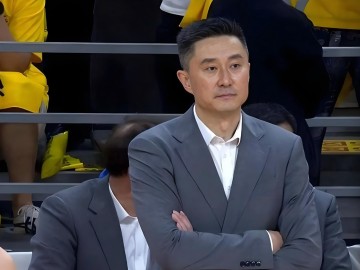 开云体育网址-不得不说！杜锋应该考虑下课了，广东队需更换主教练