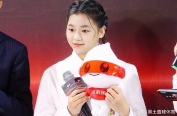 开云体育网址-全红婵疑变胖？是否退役已不重要：前18年交给国家 未来人生才刚开始|国家队|跳水|跳水世界杯|全运会|总决赛_新浪体育_新浪新闻